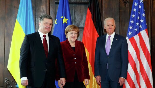 Меркель, Порошенко и Байден на встрече в Мюнхене, 7 февраля 2015
