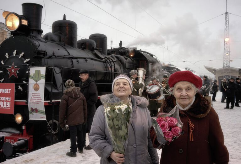 72-я годовщина со дня прибытия в Ленинград первого после прорыва блокады поезда