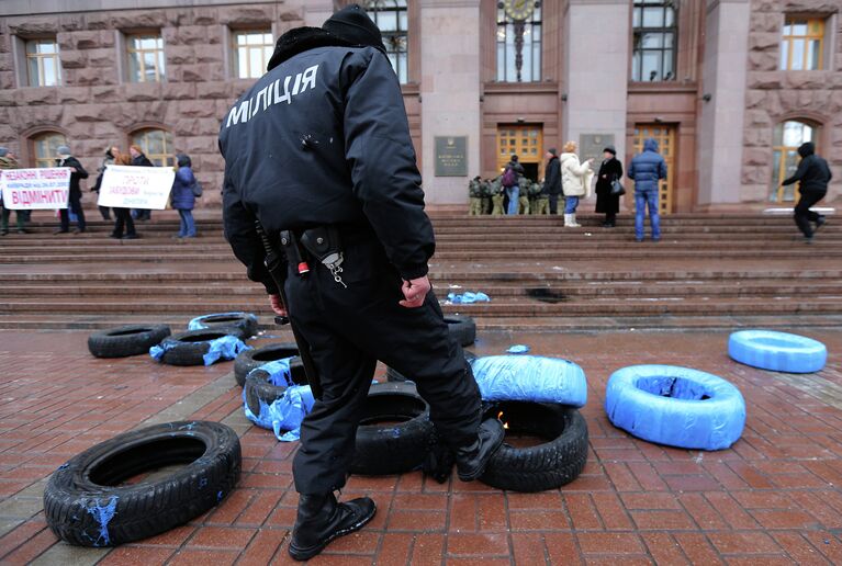 Митинг против подорожания цен на проезд в столице Украины