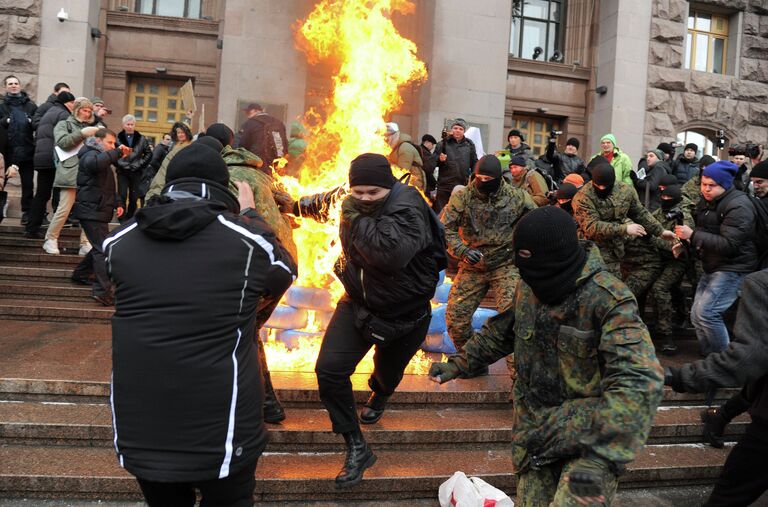 Митинг против подорожания цен на проезд в Киеве