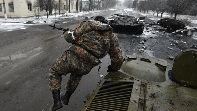 Ополченец в Углегорске. Архивное фото