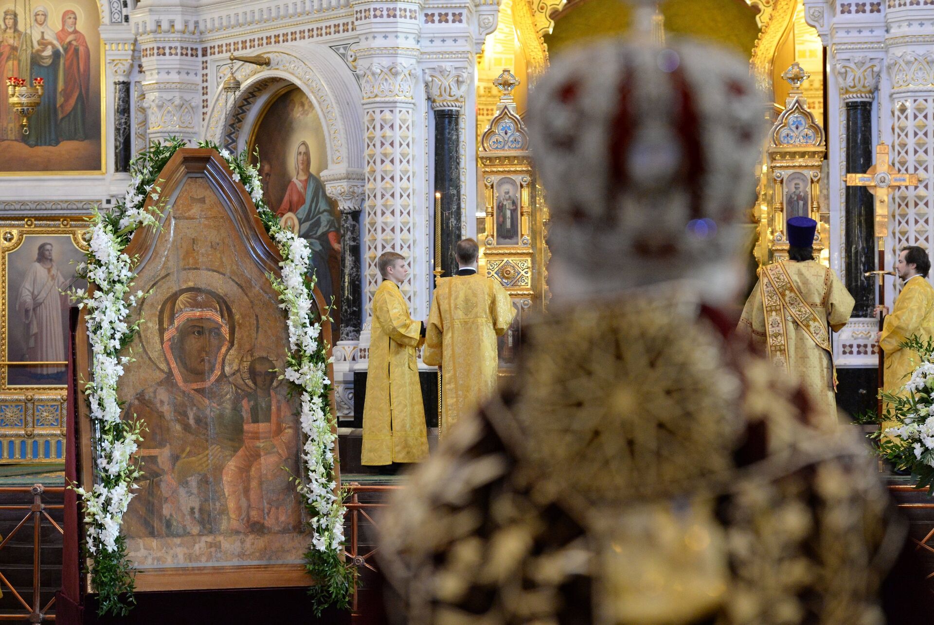 Смоленская икона Божией Матери Одигитрия в храме Христа Спасителя  - РИА Новости, 1920, 20.07.2022