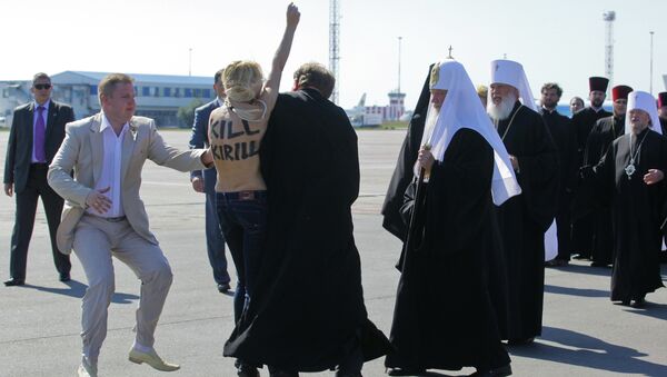 Акция движения Фемен в Киеве против визита патриарха Московского всея Руси Кирилла