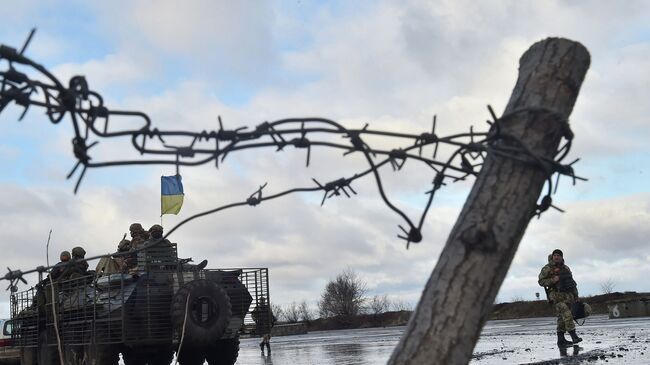 Украинские военнослужащие в Донбассе, 10 февраля 2015
