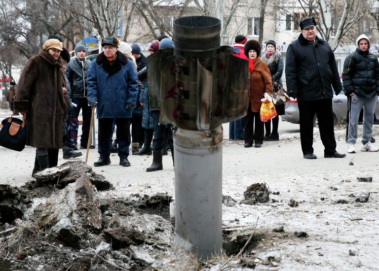 Остатки снаряда, упавшего на Краматорск. 10 февраля 2015