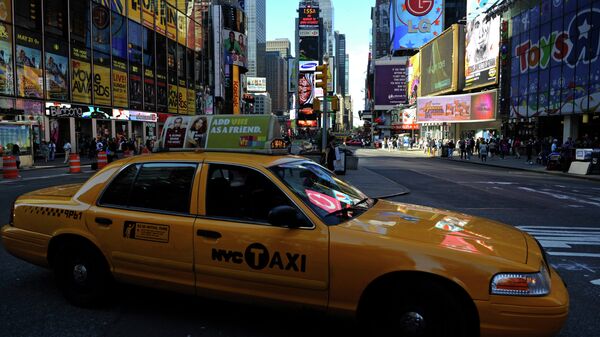 Такси на Таймс-сквер в Нью-Йорке. Архивное фото