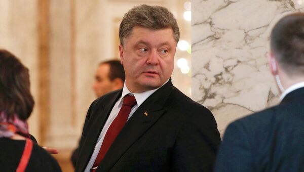 Президент Украины Петр Порошенко во время встречи во Дворце независимости в Минске