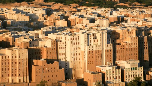 Вид на город Шибам в провинции Хадрамаут, Йемен. Архивное фото