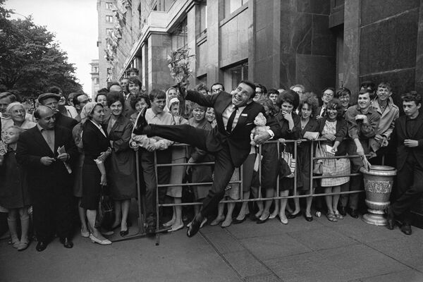 Британский актер Норман Уисдом во время Московского международного кинофестиваля. 1965