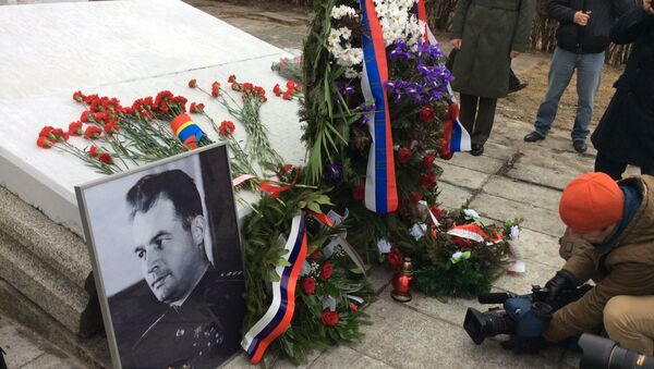 Погибший при освобождении Польши генерал Черняховский. Архивное фото