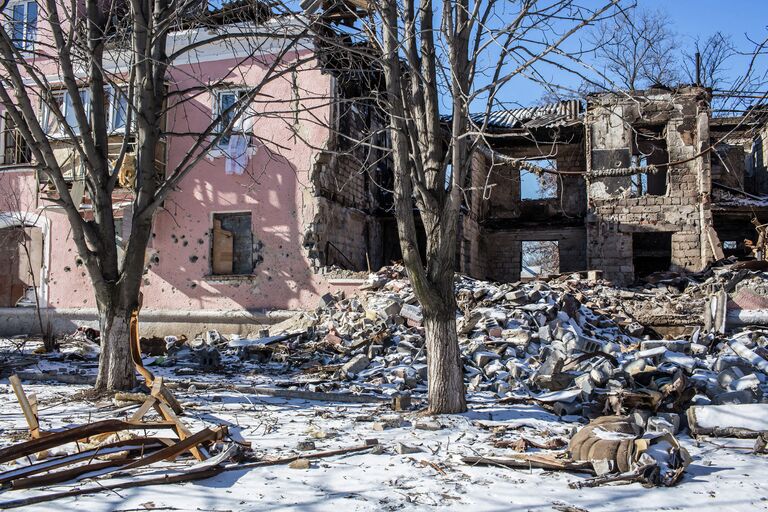 Разрушенный жилой дом в поселке Мироновский