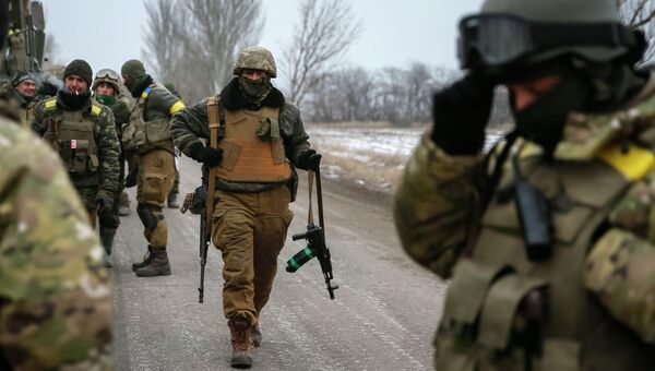 Украинские военные, покинувшие Дебальцево, 19 февраля 2015