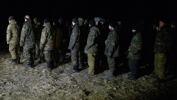 Обмен пленными между ополченцами и украинскими силовикам. Архивное фото