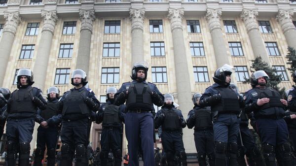 Сотрудники милиции в Харькове. Архивное фото
