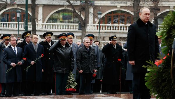 Президент России Владимир Путин возложил венок к Могиле Неизвестного Солдата