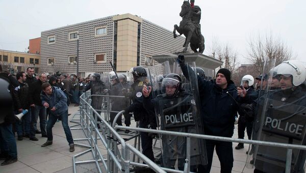 Беспорядки в Приштине, Косово. Январь 2015