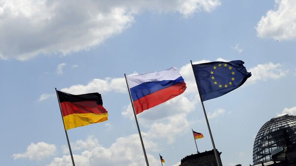Флаги России, Германии и Евросоюза