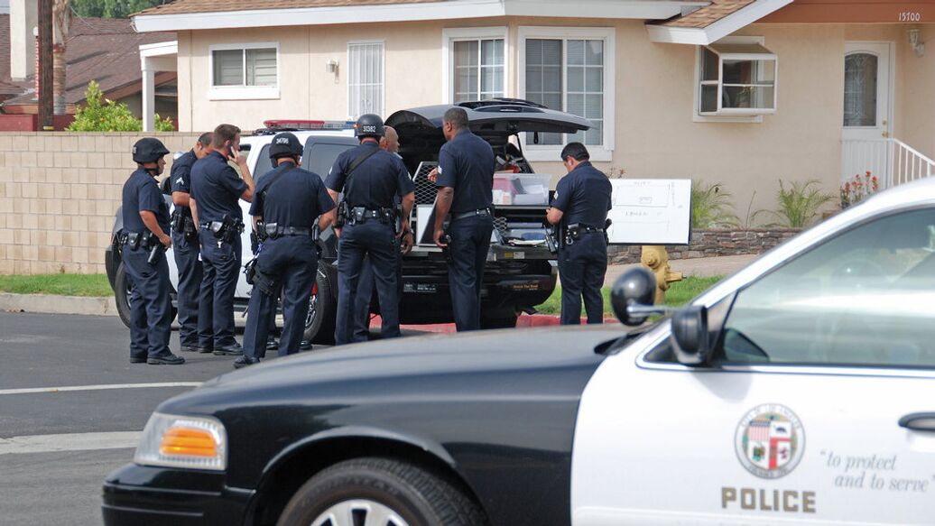 В районе погромов в Лос-Анджелесе нашли тело мужчины
