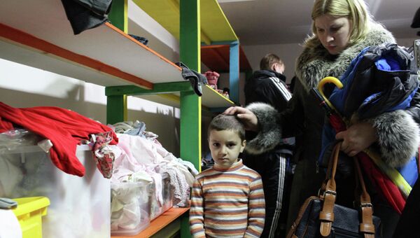 Пункт гуманитарной помощи украинским беженцам. Архивное фото