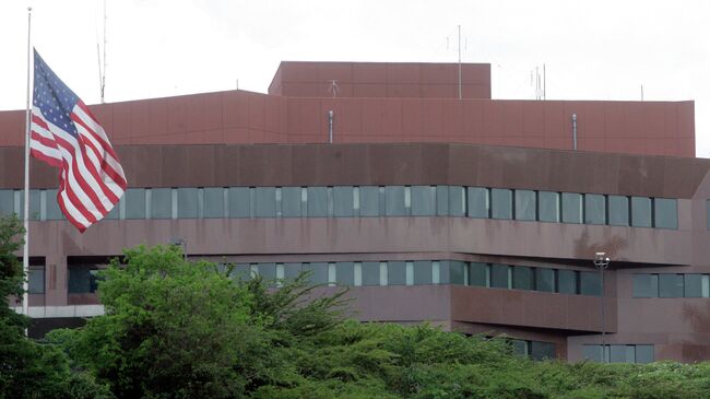 Здание посольства США в Каракасе, Венесуэла. Архивное фото