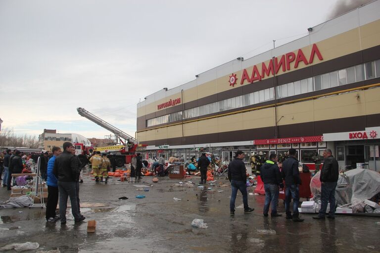 Пожарно-спасательные подразделения МЧС России ликвидируют последствия пожара в Кировском районе Казани