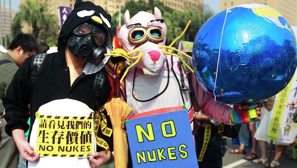 Массовые протесты на Тайване против использования атомной энергии