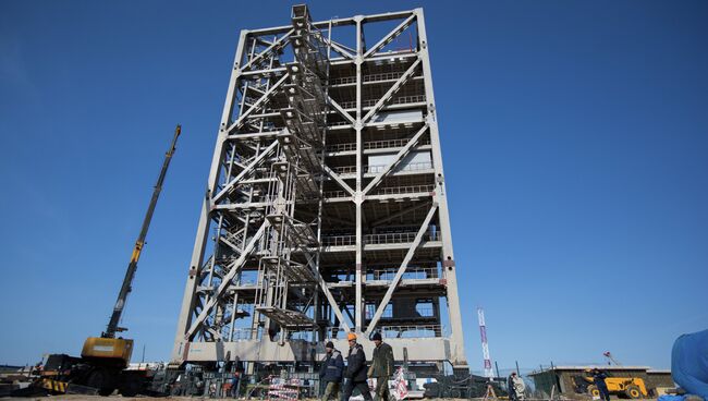 Рабочие на строительстве стартового комплекса космодрома Восточный в Амурской области. Архивное фото