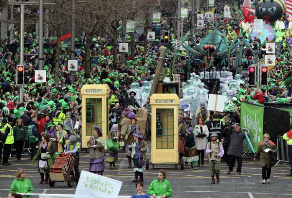Парад в День святого Патрика в Дублине