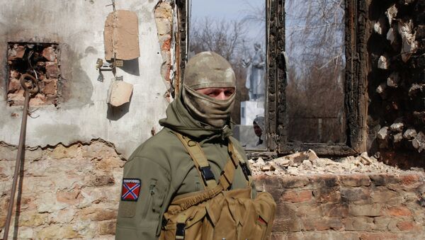 Ополченец ДНР в Донецке. Март 2015
