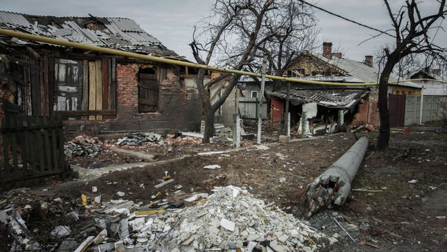 Последствия обстрелов в Донецкой области. Архивное фото