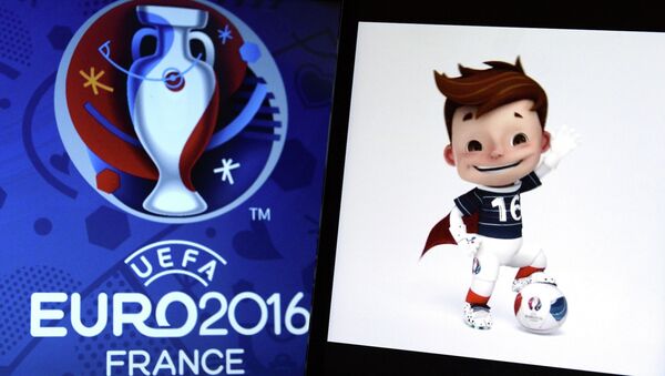 Лого Чемпионата Европы по футболу 2016 во Франции