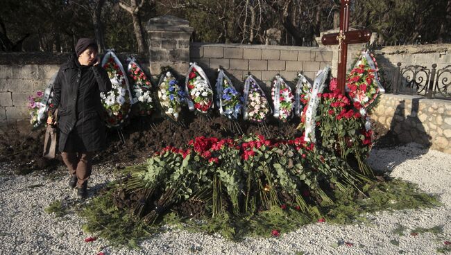 Могила без имени на кладбище в Севастополе, предположительно, младшего сына бывшего украинского президента Виктора Януковича