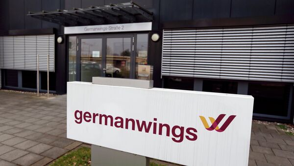 Вход в штаб-квартиру авиакомпании Germanwings в аэропорту Кёльн/Бонн, Германия. Архивное фото