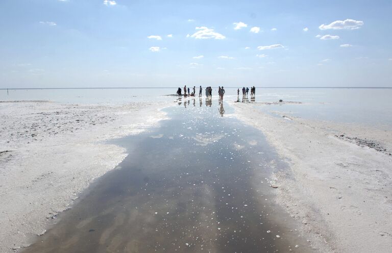 Соляное озеро Эльтон