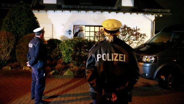 Немецкие полицейские завершили обыск в доме пилота разбившегося самолета Андреаса Лубитца
