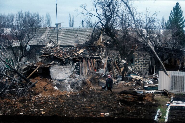 Вид из окна поезда Ясиноватая-Луганск