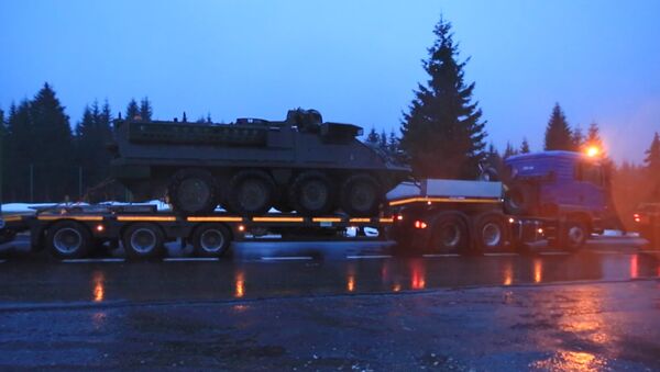 Военный конвой США со сломанным Stryker встал на трассе Польша-Чехия