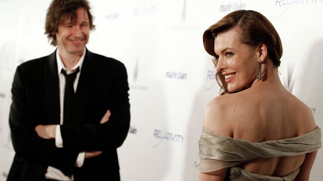 Американская актриса Мила Йовович и американский кинорежиссер Уэс Андерсон. 2011 год