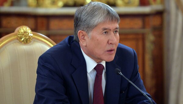 Президент Киргизии Алмазбек Атамбаев на заседании Совета коллективной безопасности ОДКБ