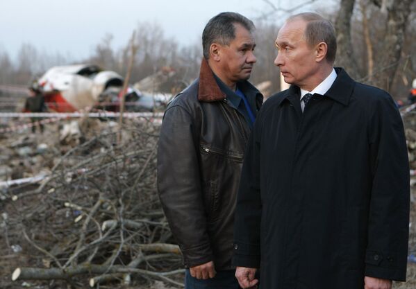Премьер-министр РФ Владимир Путин посетил место крушения польского правительственного самолета под Смоленском