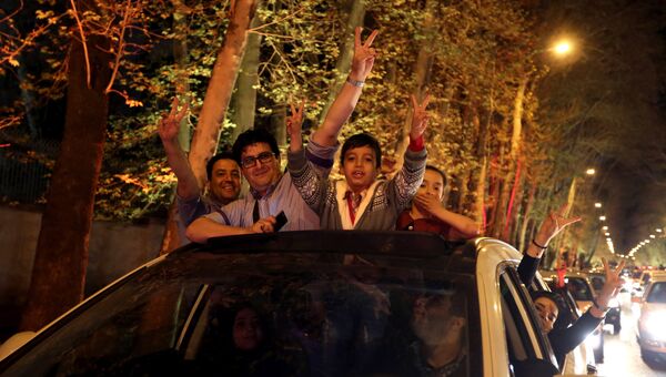 Иранцы довольны соглашением, подписанным шестеркой и Тегераном