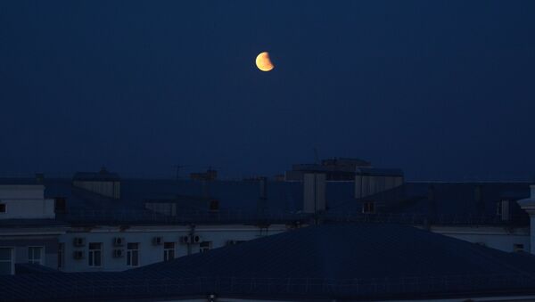 Лунное затмение. Архивное фото