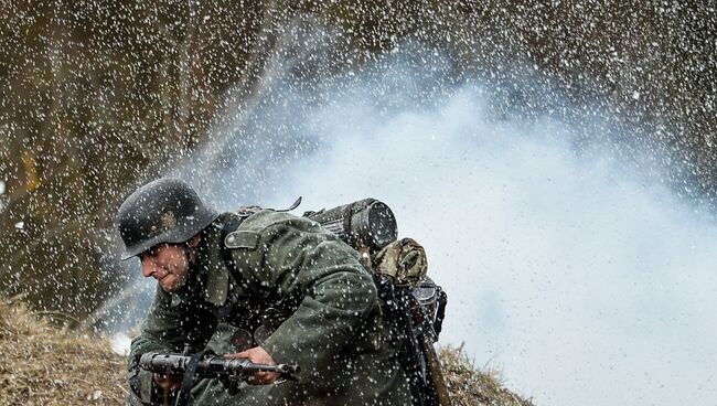 Участник  военно-исторического фестиваля Забытый подвиг – Вторая Ударная армия в поселке Тесово-Нетыльский