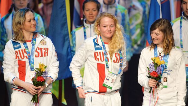 Спортсмены на церемонии закрытия XVIII Сурдлимпийских зимних игр в Ханты-Мансийске