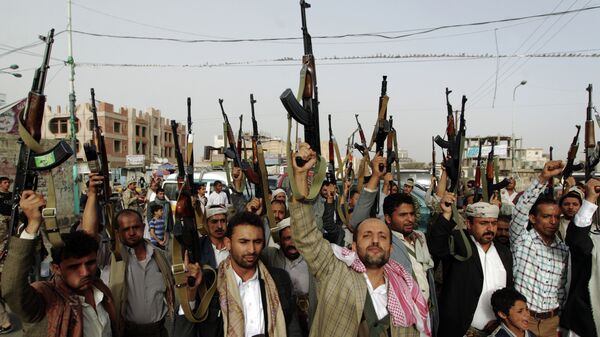 Сторонники хуситов в столице Йемена Сане. Архивное фото