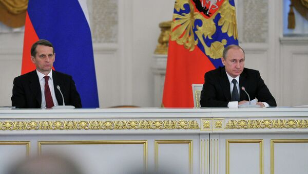 Президент России Владимир Путин и председатель Госдумы РФ Сергей Нарышкин во время заседания Госсовета