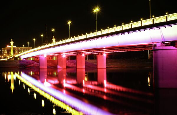 Мост Марал в городе Астана, Казахстан