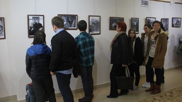 Фотовыставка в честь 50-летия первого выхода человека в космос открылась в Турции. Архивное фото