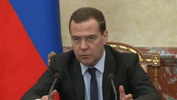 Медведев объяснил суть изменений в дорожной карте экспорта товаров РФ