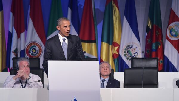 Барак Обама выступает на заседании Форума гражданского общества в Панаме